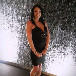 Meet your Posher, Desiree